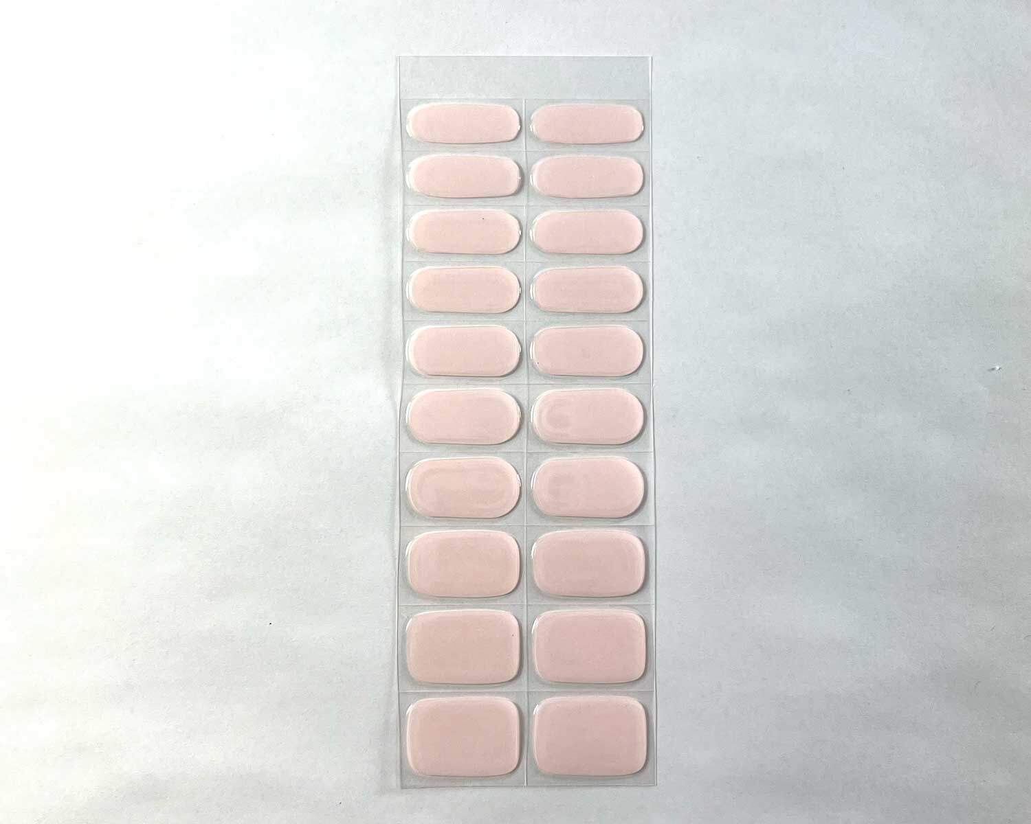 Soft pink semi-cured gel nails feature an image showing 3 sizes snapshot on white background