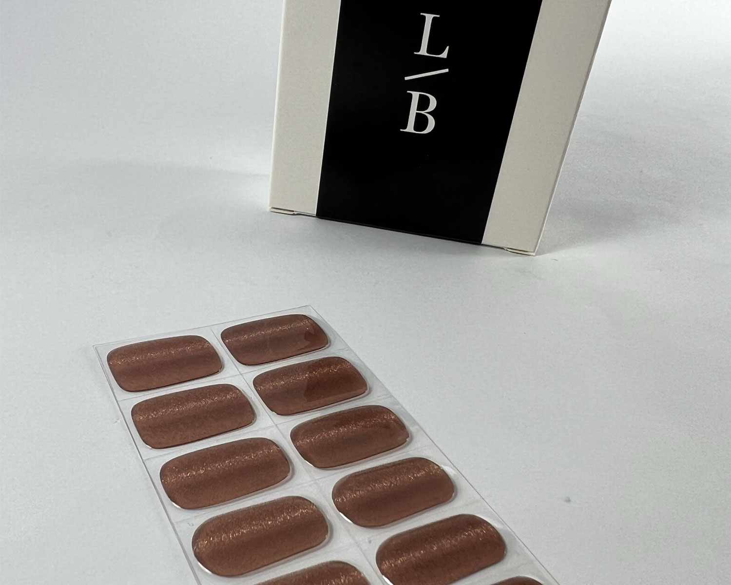 tigers-eye-semi-cured-gel-nail-angle