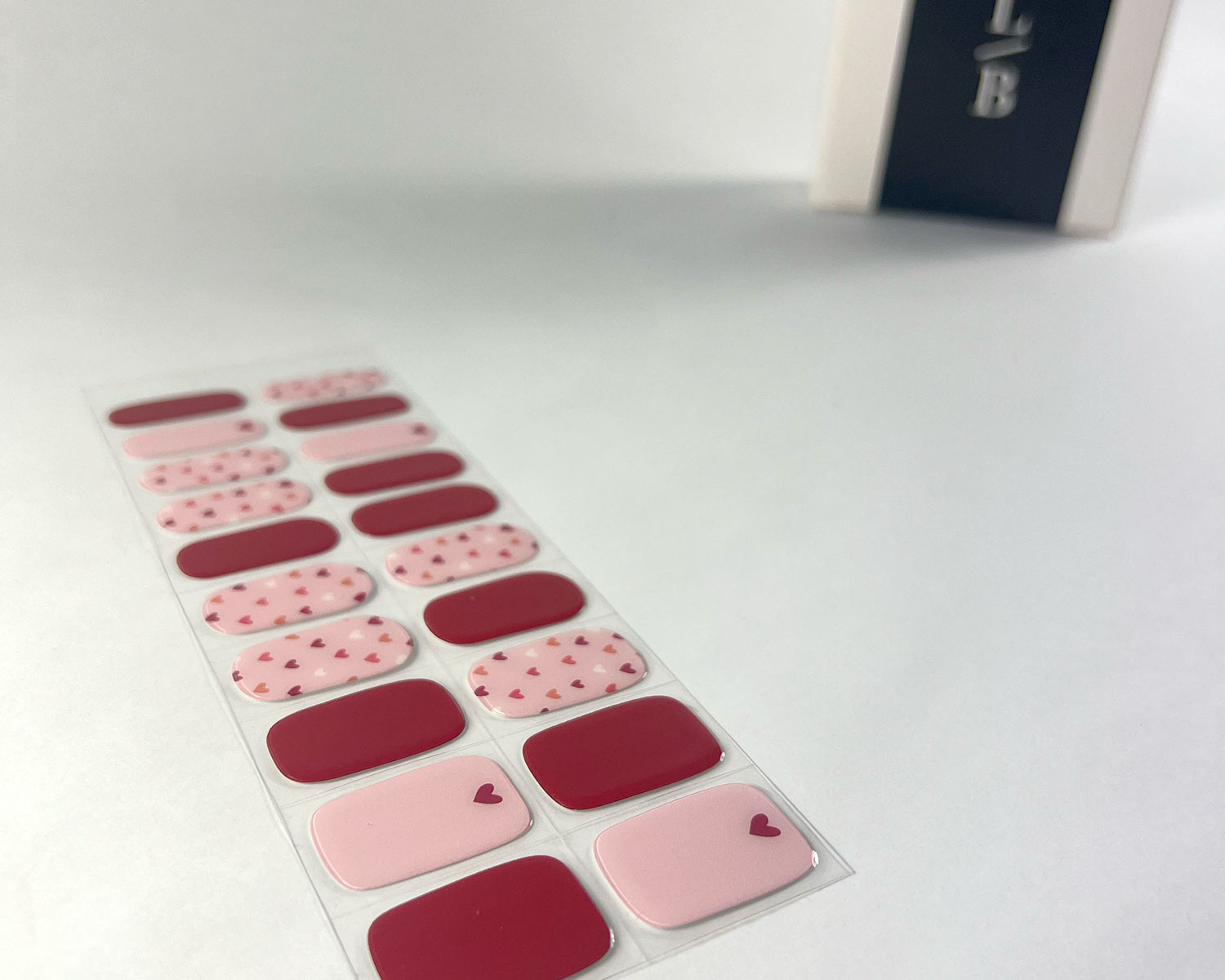 queen-of-hearts-semi-cured-gel-nail-zoom-angle