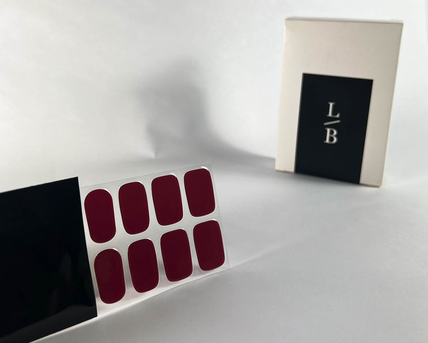 classic-burgundy-_0002_semi-cured-gel-nails-blackstrip