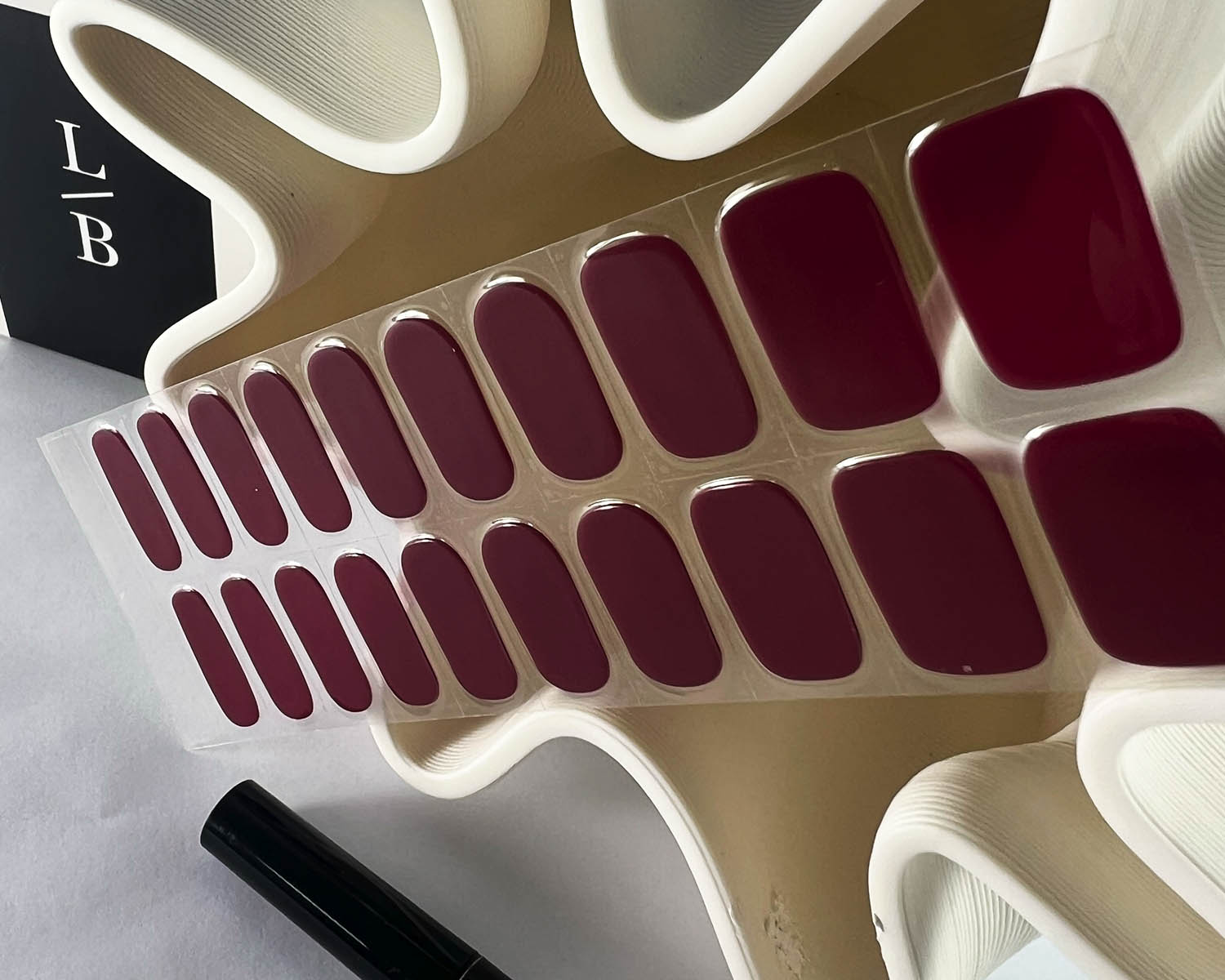 classic-burgundy-_0000_semi-cured-gel-nails-mock-2